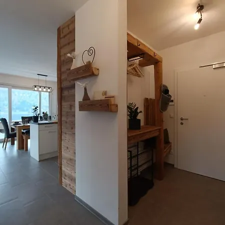 アパート Stay@carinthia: Skipiste-direkt Seeblick-parkplatz