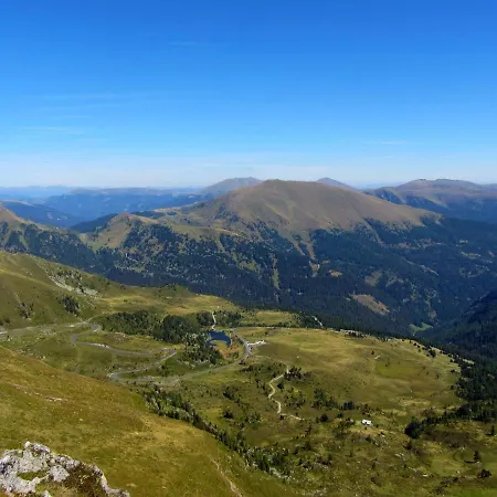 Stay@carinthia: Skipiste-direkt Seeblick-parkplatz アンネンハイム